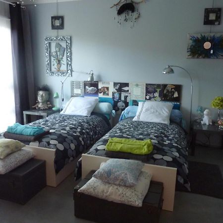 Bed and Breakfast Loft Atypique Villeneuve-de-Riviere Екстер'єр фото