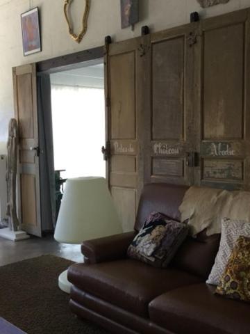 Bed and Breakfast Loft Atypique Villeneuve-de-Riviere Екстер'єр фото
